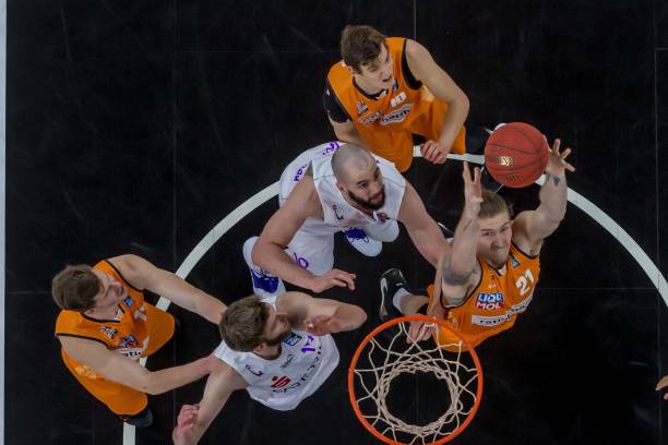 但在某些情 但在某些情